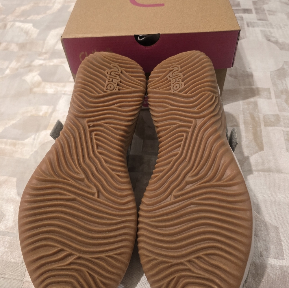 NWT Ryka Adjustable Fisherman Sandals NOT AVAILABLE! IT WAS SOLD & MAILED OFF - Picture 3 of 6